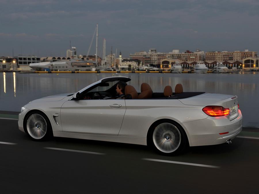  BMW 428i Convertible Luxury Line 2013 года  (фото 7 из 19)